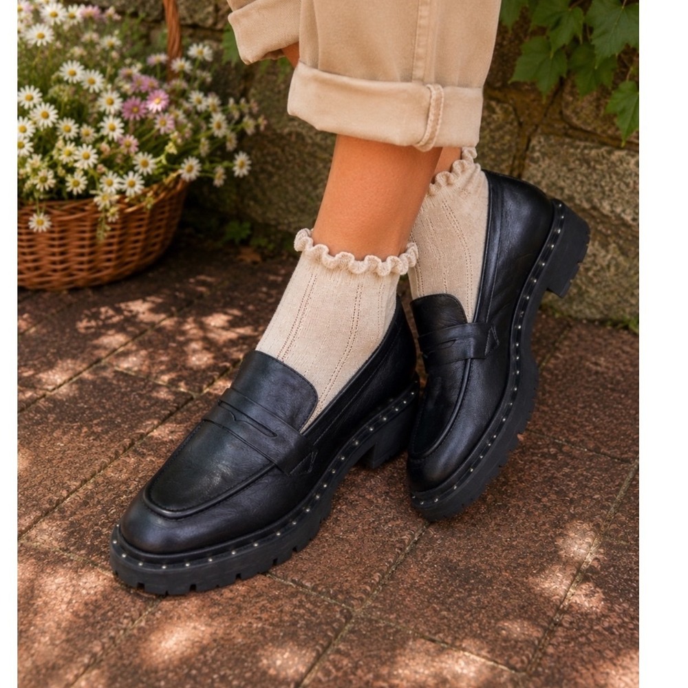 Schutz Christie Studs Loafers Black Leather 6.5 NWOT